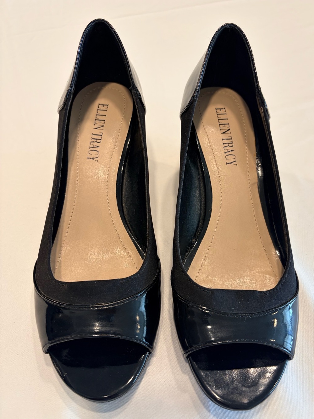 Ellen Tracy Irma Black Faux Suede & Patent Accent Peep Toe Wedge Pumps Size 6M